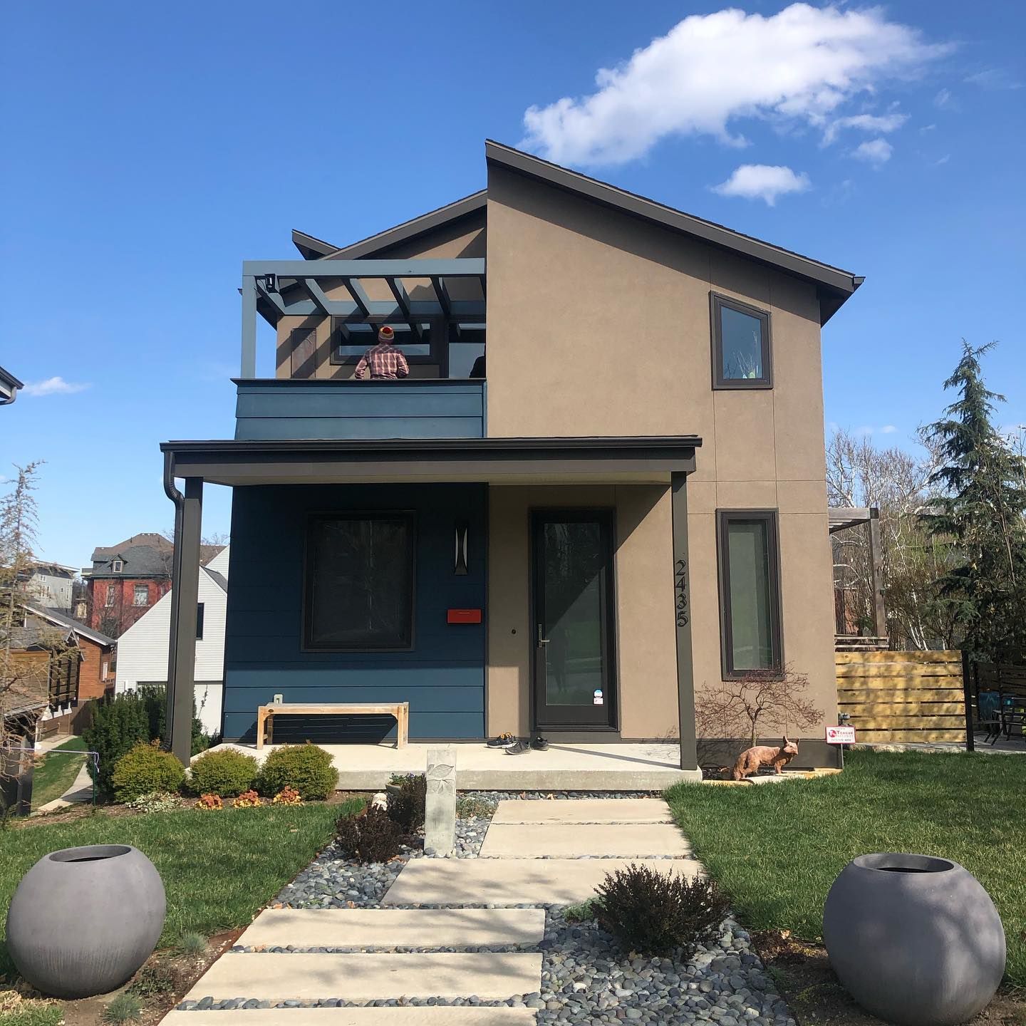 The Benefits of Hiring an Expert Window Cleaner in Gilbert, AZ